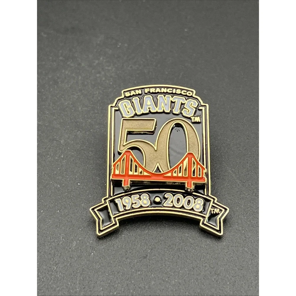 MLB Baseball San Francisco Giants‎ 50 Years Golden Gate Bridge Lapel Hat Pin